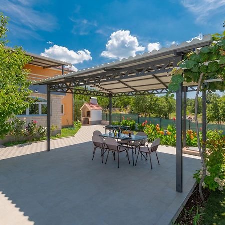 Villa Petra, Sestanovac - Makarska ภายนอก รูปภาพ